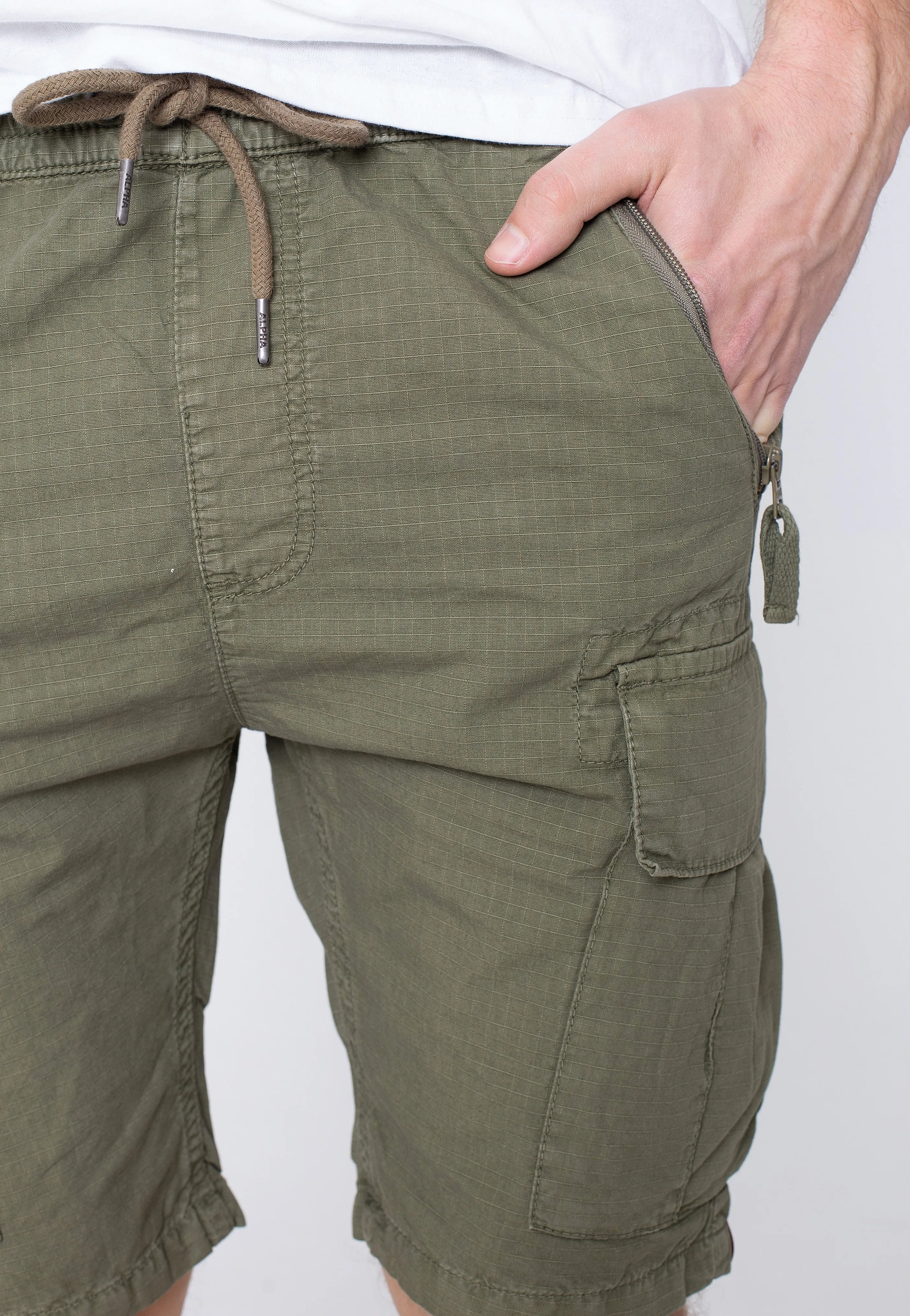 Alpha Industries - Ripstop Jogger Olive - Shorts