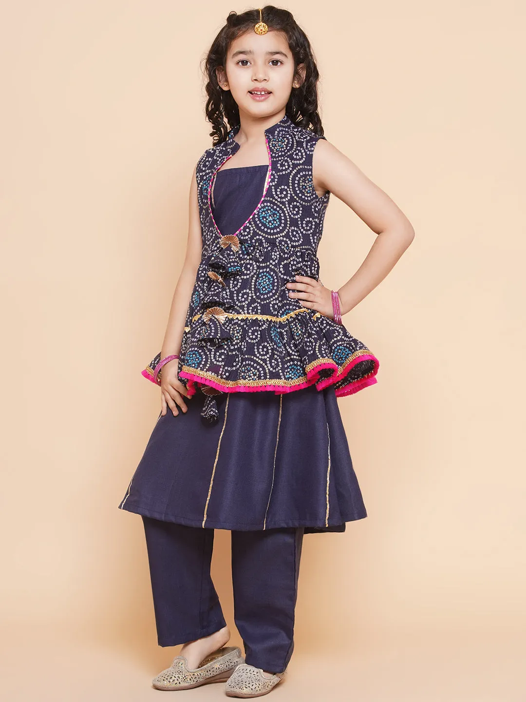 Jashvi Girls Navy Blue Kurta Set With Shrug