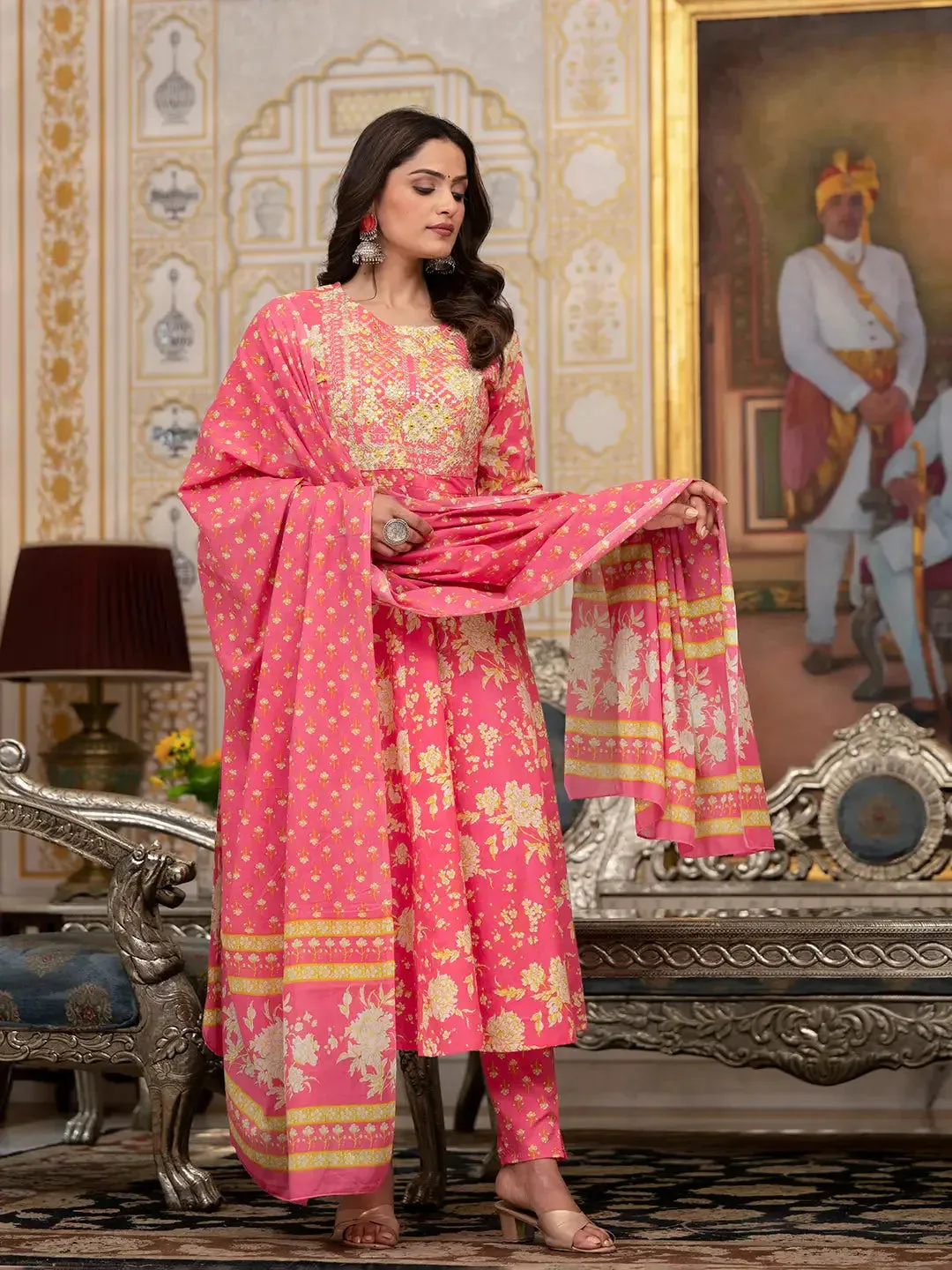 Pink Zari_Work Kurta Pant Dupatta Set