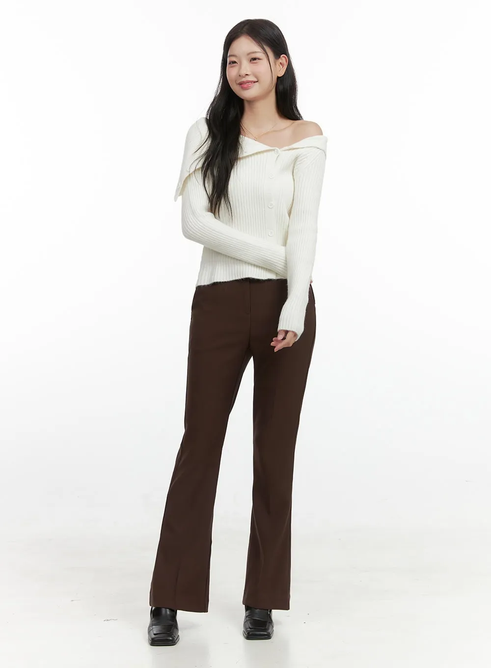 Sleek Solid Flared Trousers OS423