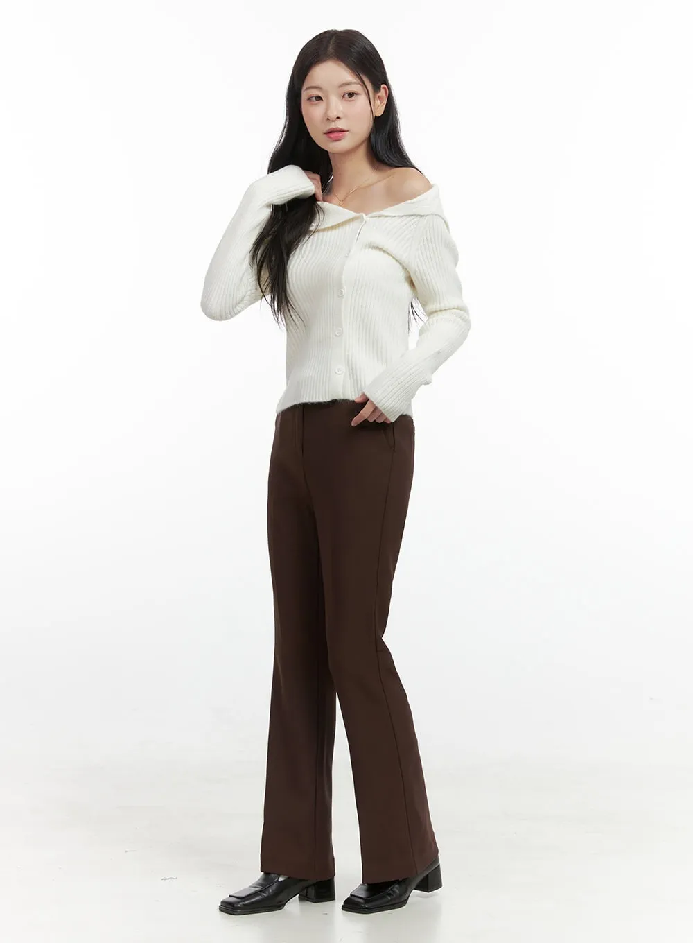 Sleek Solid Flared Trousers OS423