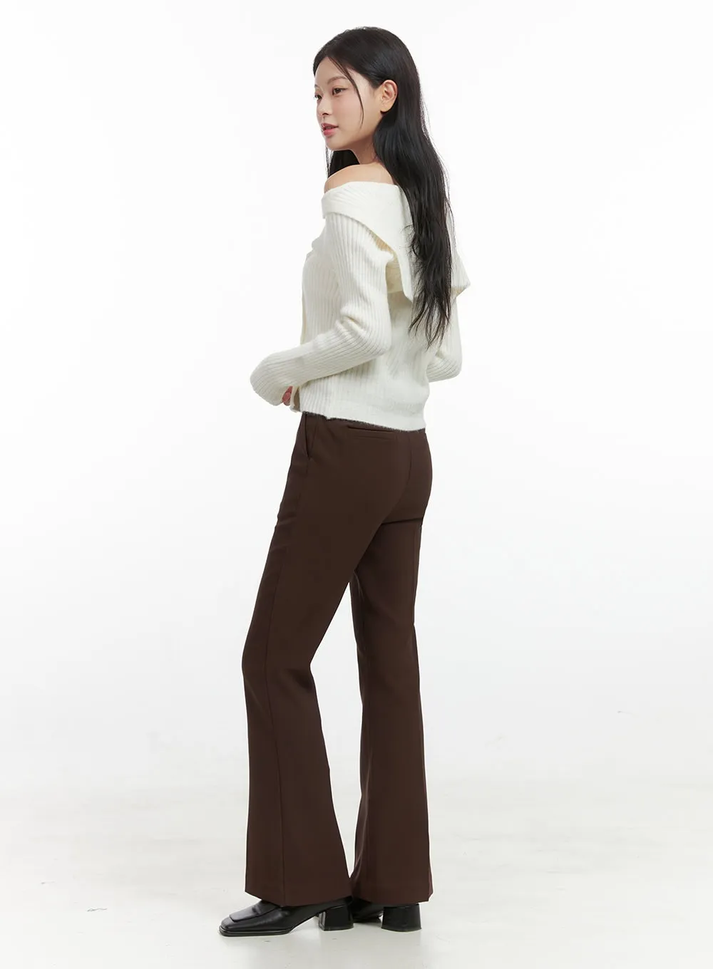 Sleek Solid Flared Trousers OS423