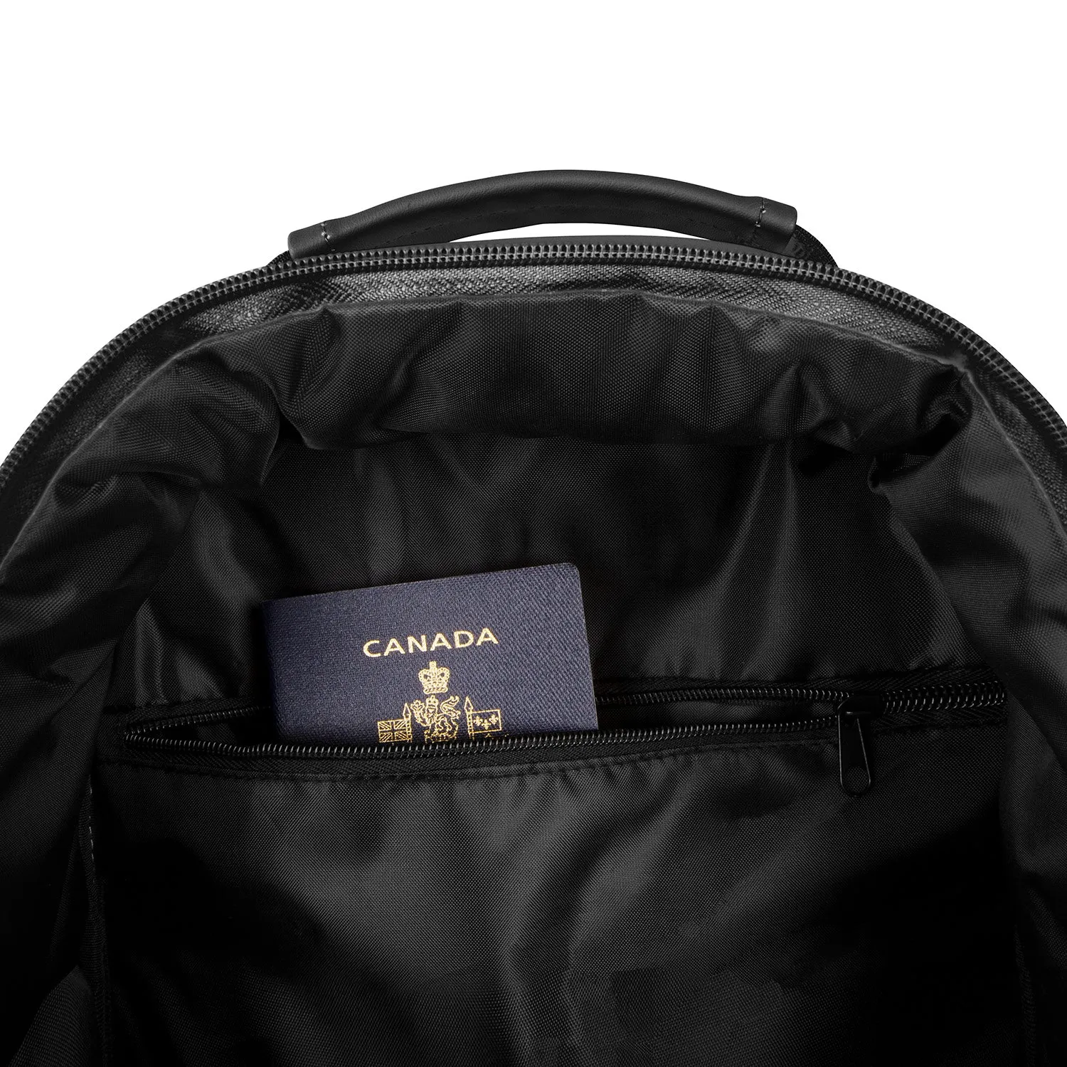 The Puffer Backpack - Black