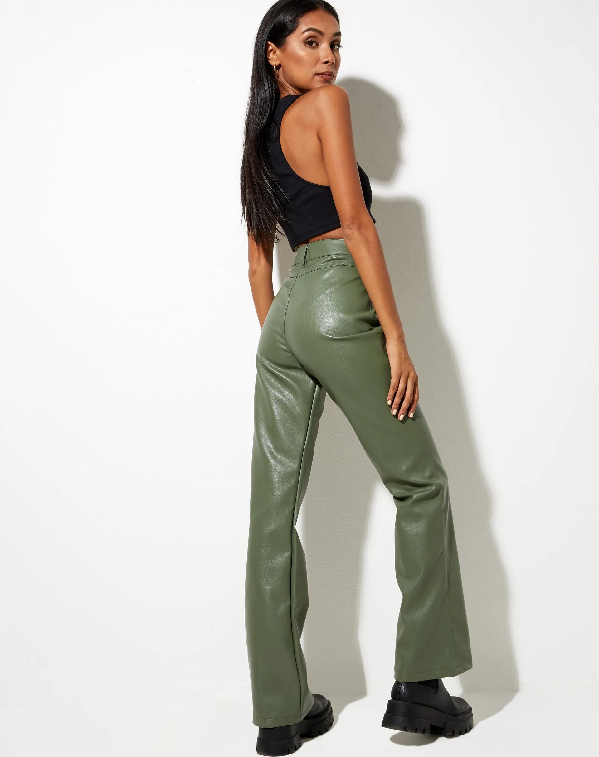 Zoven Flare Trouser in Pu Green