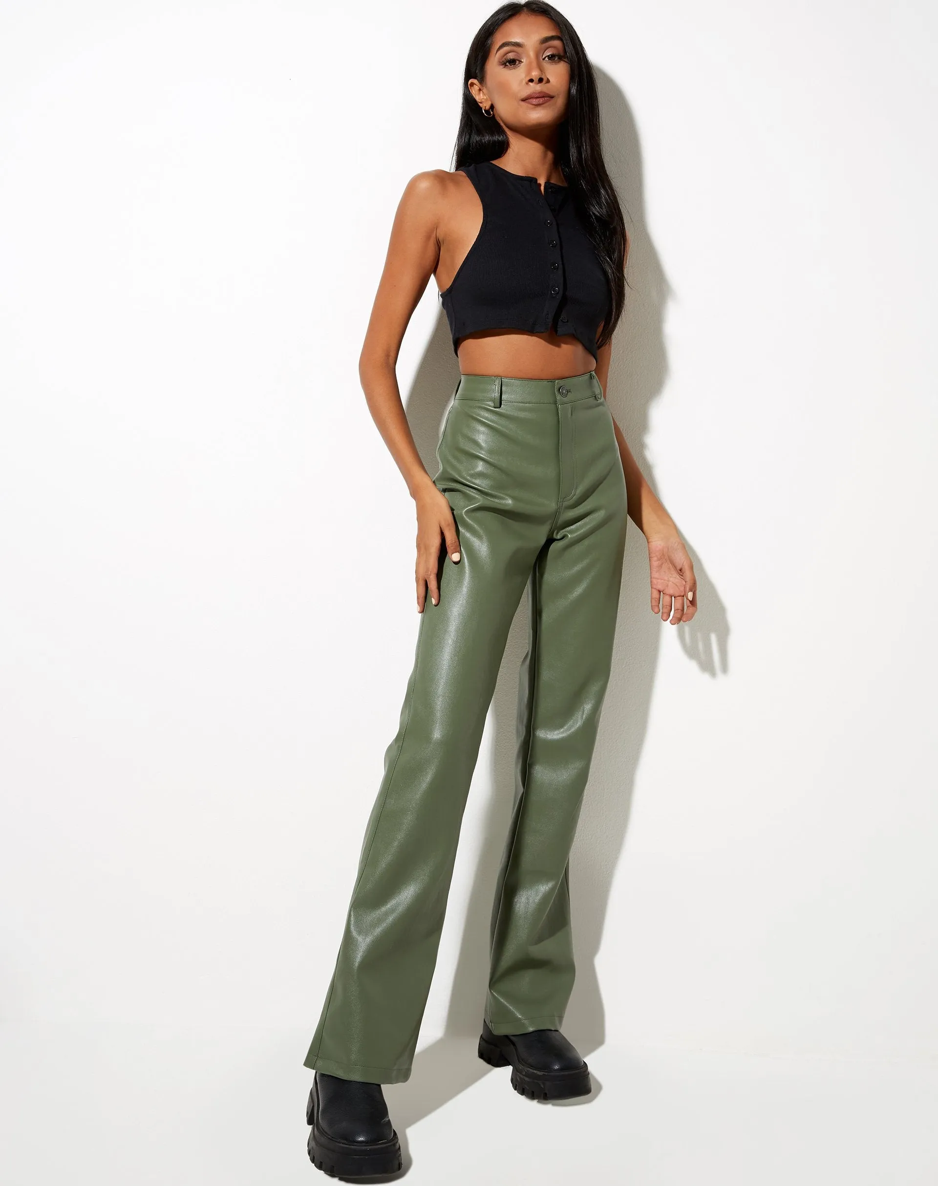 Zoven Flare Trouser in Pu Green